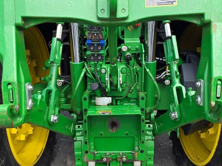 2021-john-deere-6230r-image-27
