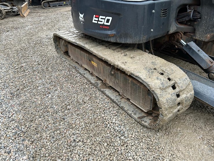 2020-bobcat-e50-image-11