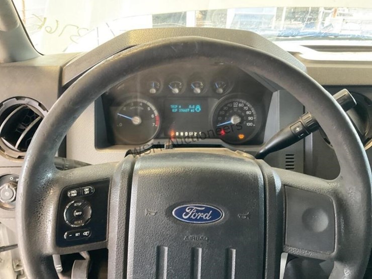 2011-ford-f250-image-17