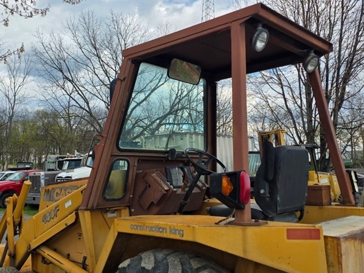 1990-case-480f-image-17