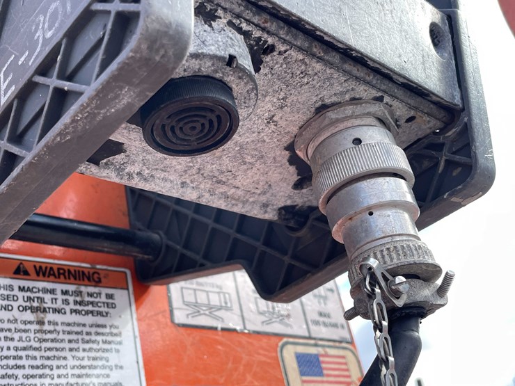 2014-jlg-1930es-image-28