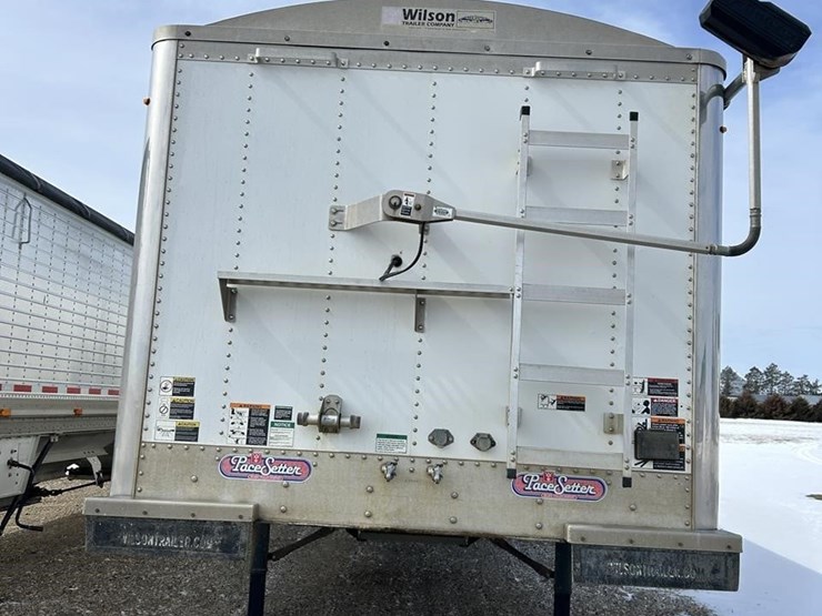 2009-wilson-grain-trailer-image-3