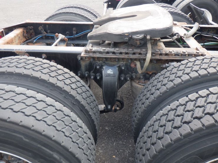 2018-freightliner-cascadia-125-image-5