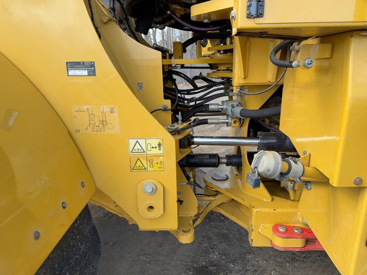 2017-caterpillar-950m-image-17