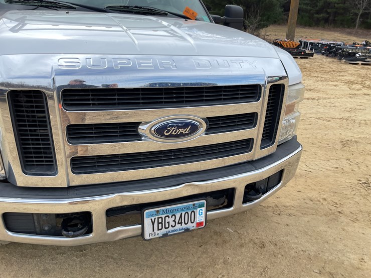 2008-ford-f550-image-11