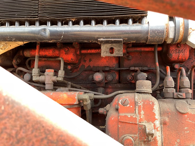 #175-•-case-830-diesel-tractor-image-13