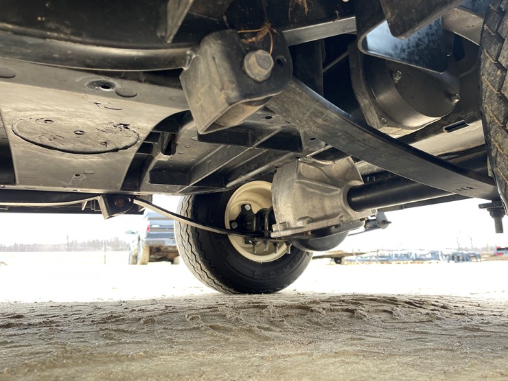 #605-•-ez-go-rxv-electric-golf-cart-image-41