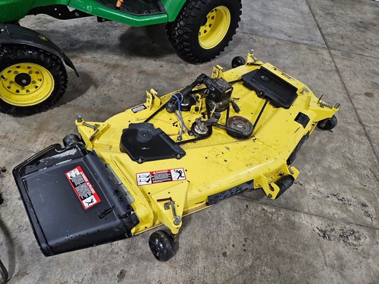 john-deere-x720-image-11