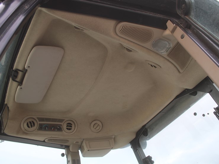 2013-john-deere-5100e-image-28