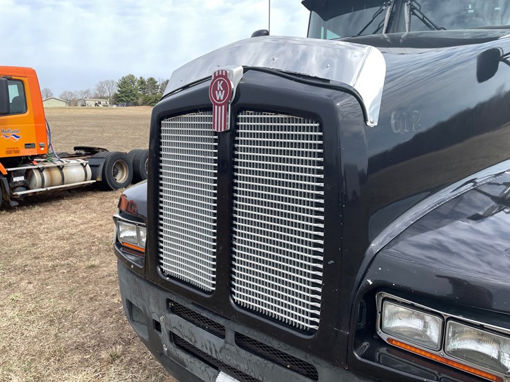 2006-caterpillar-c15-image-15