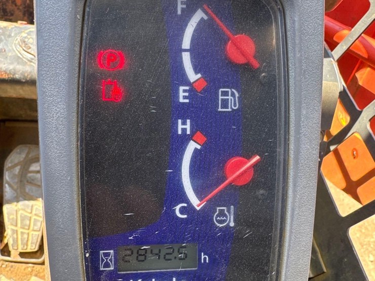 2017-kubota-svl75-2-image-16