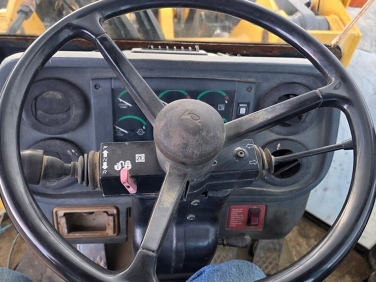 2006-deere-544j-image-66