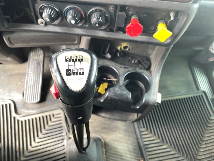 2006-caterpillar-c15-image-77