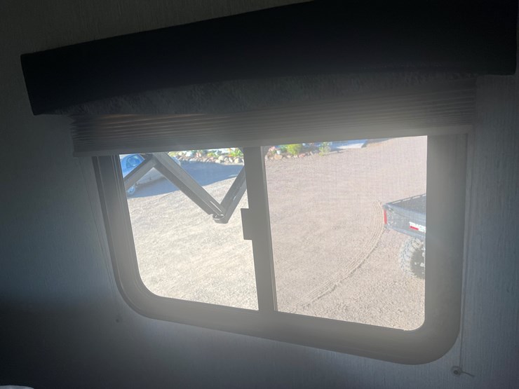 #200-•-2019-cruiser-aire-30bh-fifth-wheel-trailer-(prairie-farm)-(wi-title-in-delay)-image-46