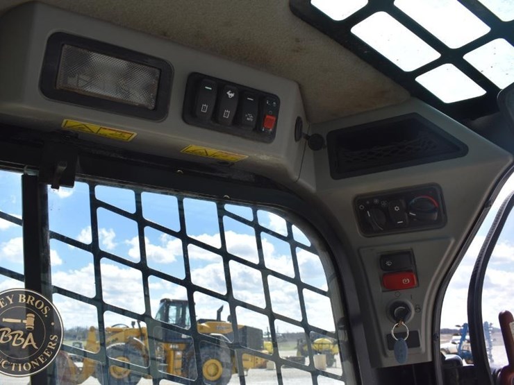 2024-caterpillar-289d3-image-50