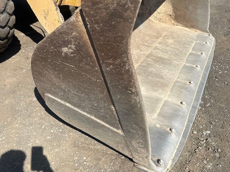 2004-komatsu-wa250-5l-image-13