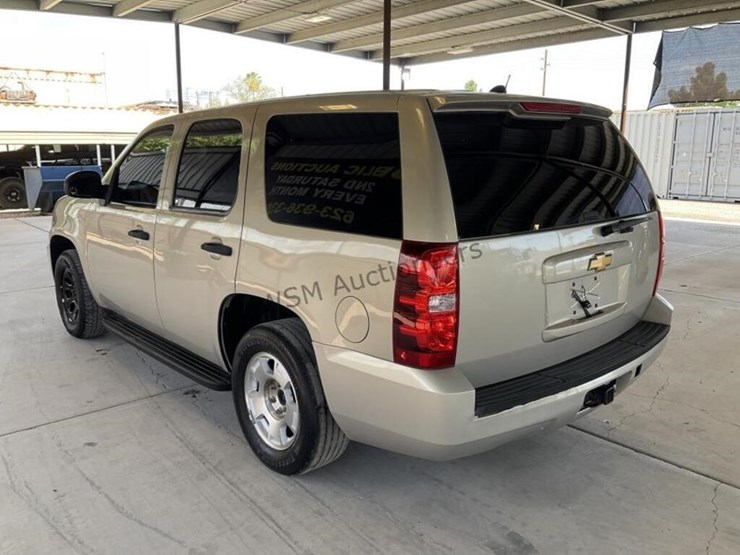 2012-chevrolet-tahoe-image-5