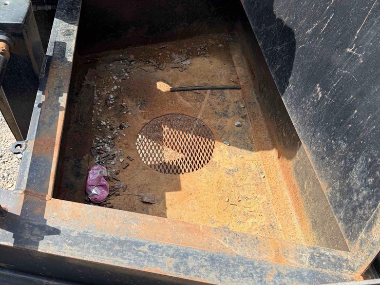 20-ton-tag-along-equipment-trailer-image-8