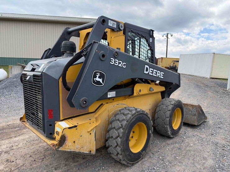 2018-deere-332g-image-9