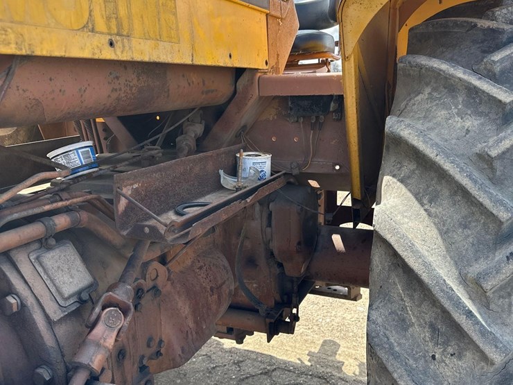 minneapolis-moline-g705-image-6