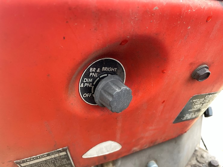 massey-ferguson-230-image-69