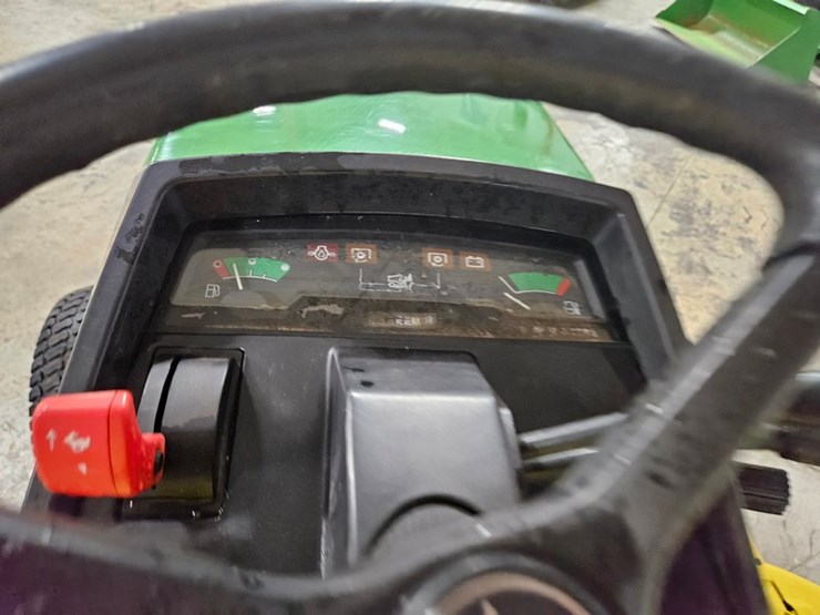 john-deere-445-image-28