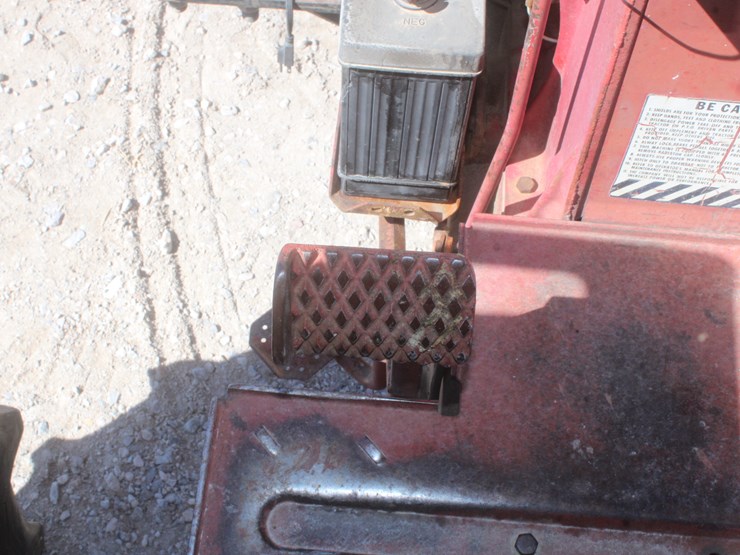 1966-international-706-image-40