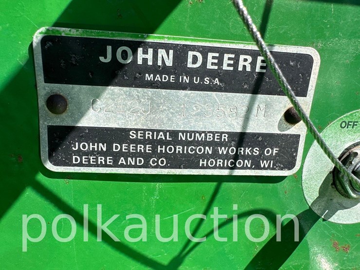 john-deere-212-image-5