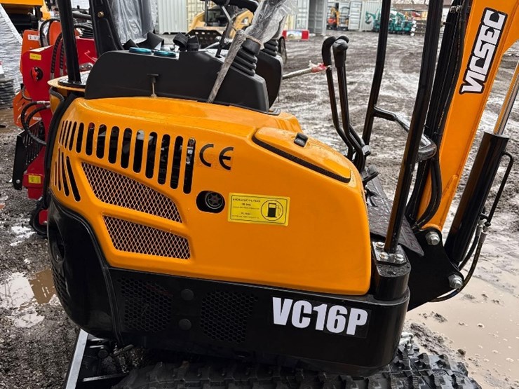 new-vicsec-co-mini-excavator-model-vc16p-image-4