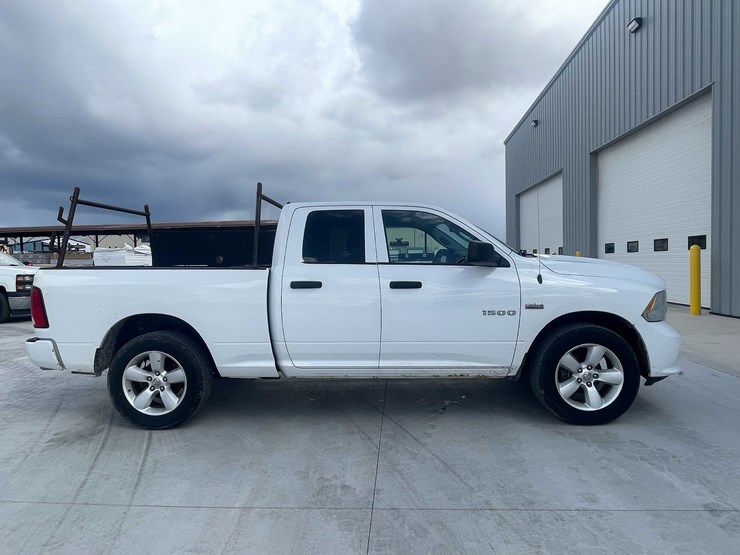 2017-dodge-1500-image-4