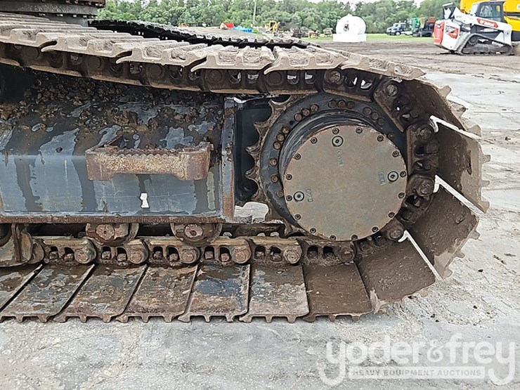 2022-doosan-dx225-lc-image-12