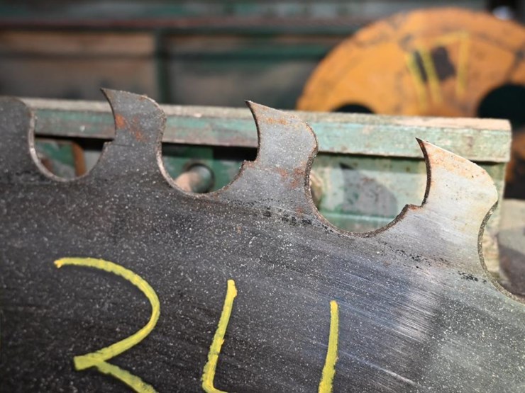 #134-•-56"-circle-saw-image-2