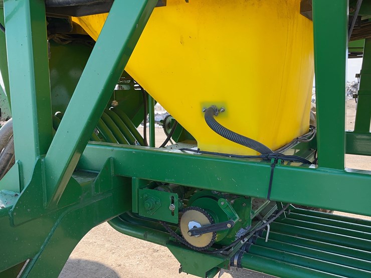 john-deere-1890-image-27