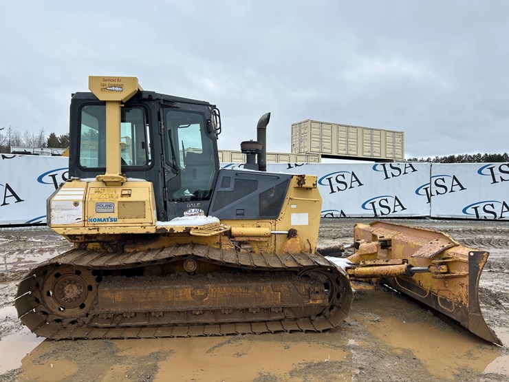 komatsu-d41p-6-image-6