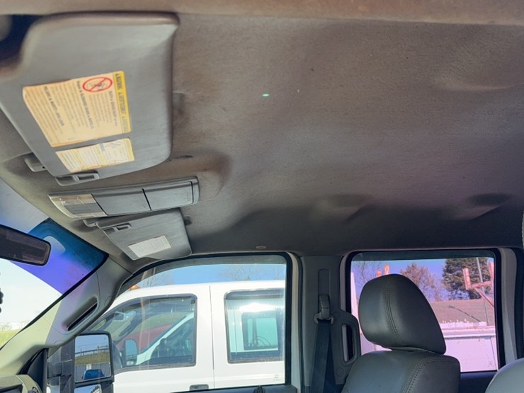 2012-ford-f350-image-24