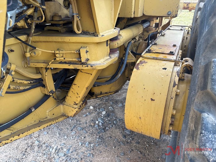 1996-caterpillar-140h-image-16