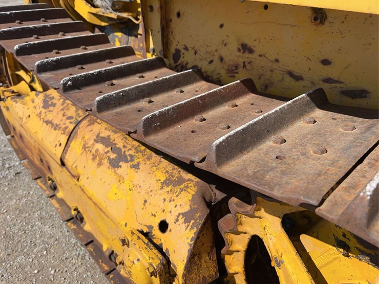 caterpillar-r2-image-43