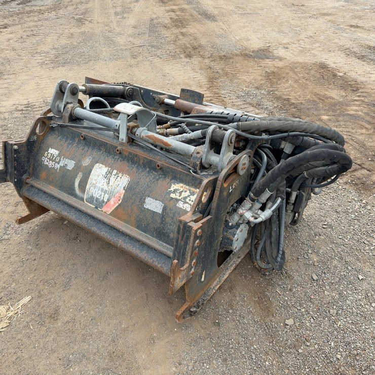 2011 CATERPILLAR PC210 COLD PLANER