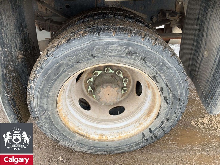 2015-ford-f550-image-11