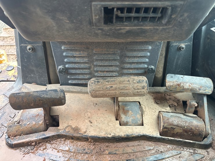 komatsu-d41p-6-image-36