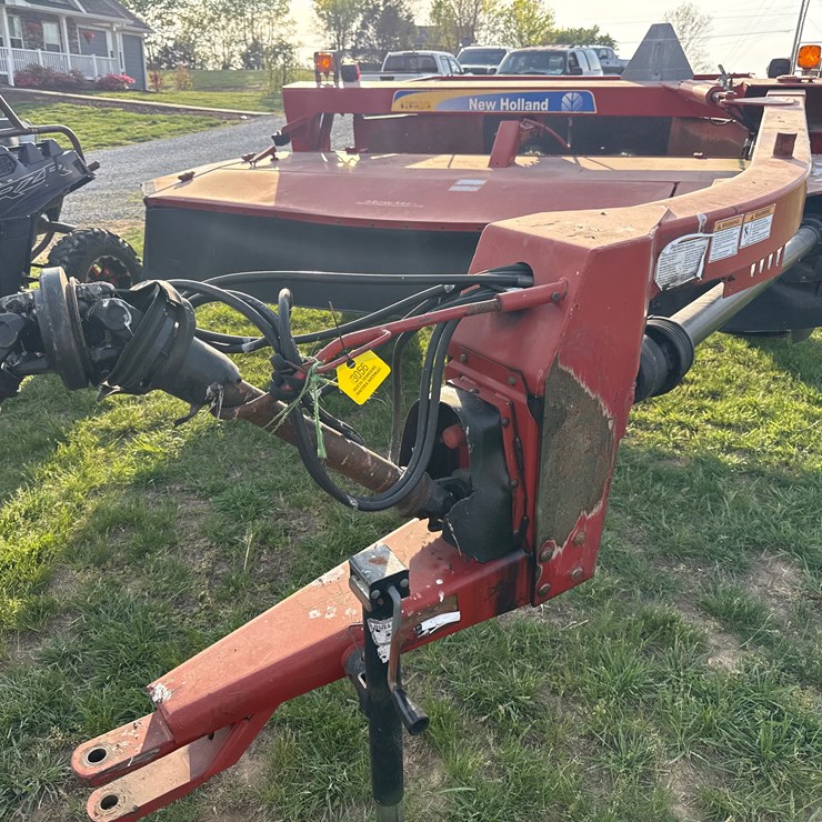 NEW HOLLAND H7330
