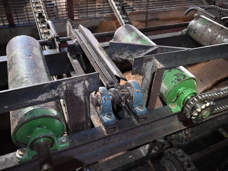 #167-•-roll-case-image-8