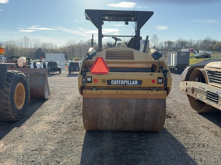 caterpillar-cb54-image-7