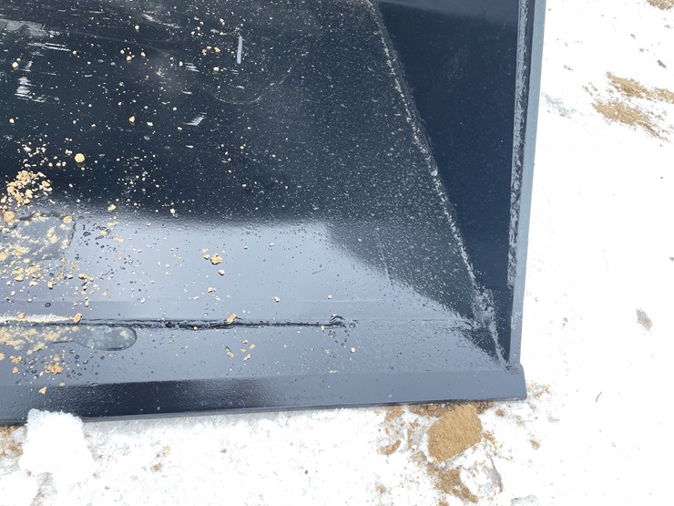 #2042-•-skid-steer-mount-66"-bucket-with-blade-image-12