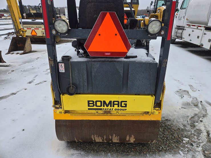 2004-bomag-bw120ad-4-image-15