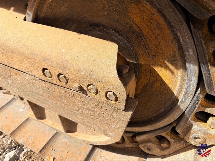 2018-deere-700k-xlt-image-11