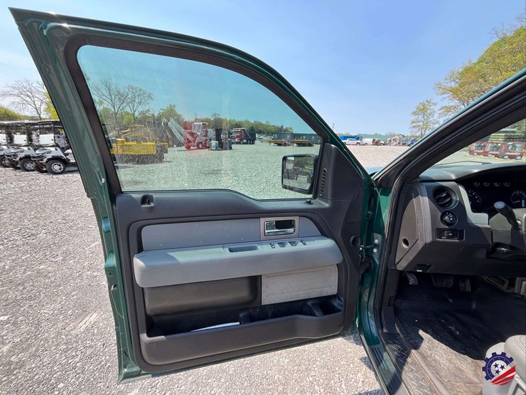 2011-ford-f150-xl-image-62