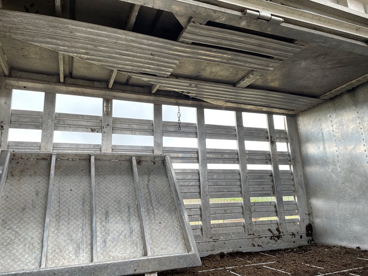 #4008-•-1978-barrett-cattle-trailer-(az-title)-image-20