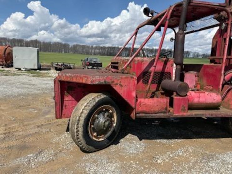 #230-•-taylor-y-22-we-c-forklift*-image-6