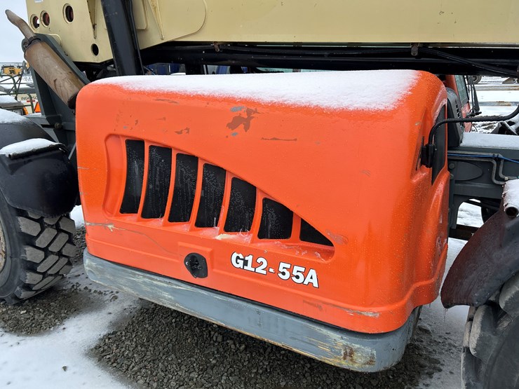 2006-jlg-g12-55a-image-37